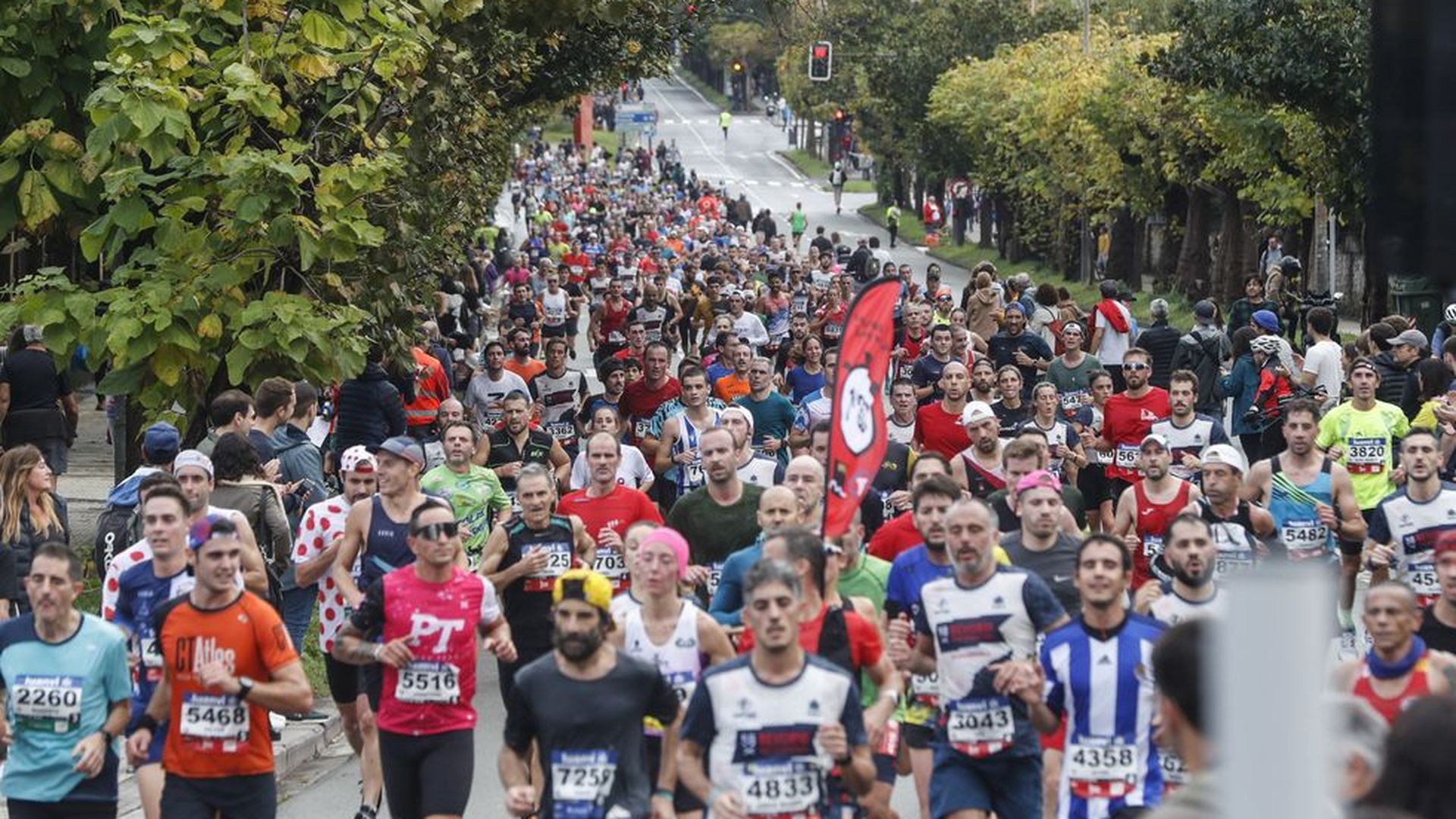 Corredores participando en una edición anterior de la Behobia-San Sebastián.