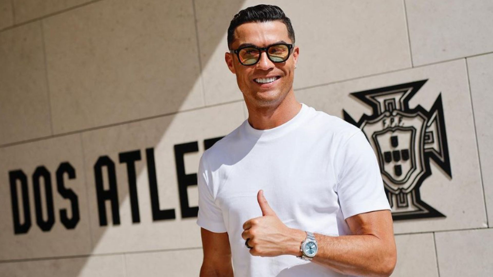 cristiano_ronaldo_con_su_nuevo_reloj_de_jacob__co_fuente__cristiano_001.jpg