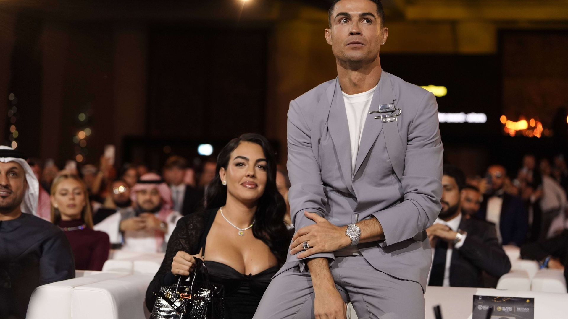 cristiano_ronaldo_en_los_globe_soccer_awards_junto_a_georgina_foto_cordon_press_001.jpg cristiano_ronaldo_en_los_globe_soccer_awards_junto_a_georgina_foto_cordon_press_001.jpg