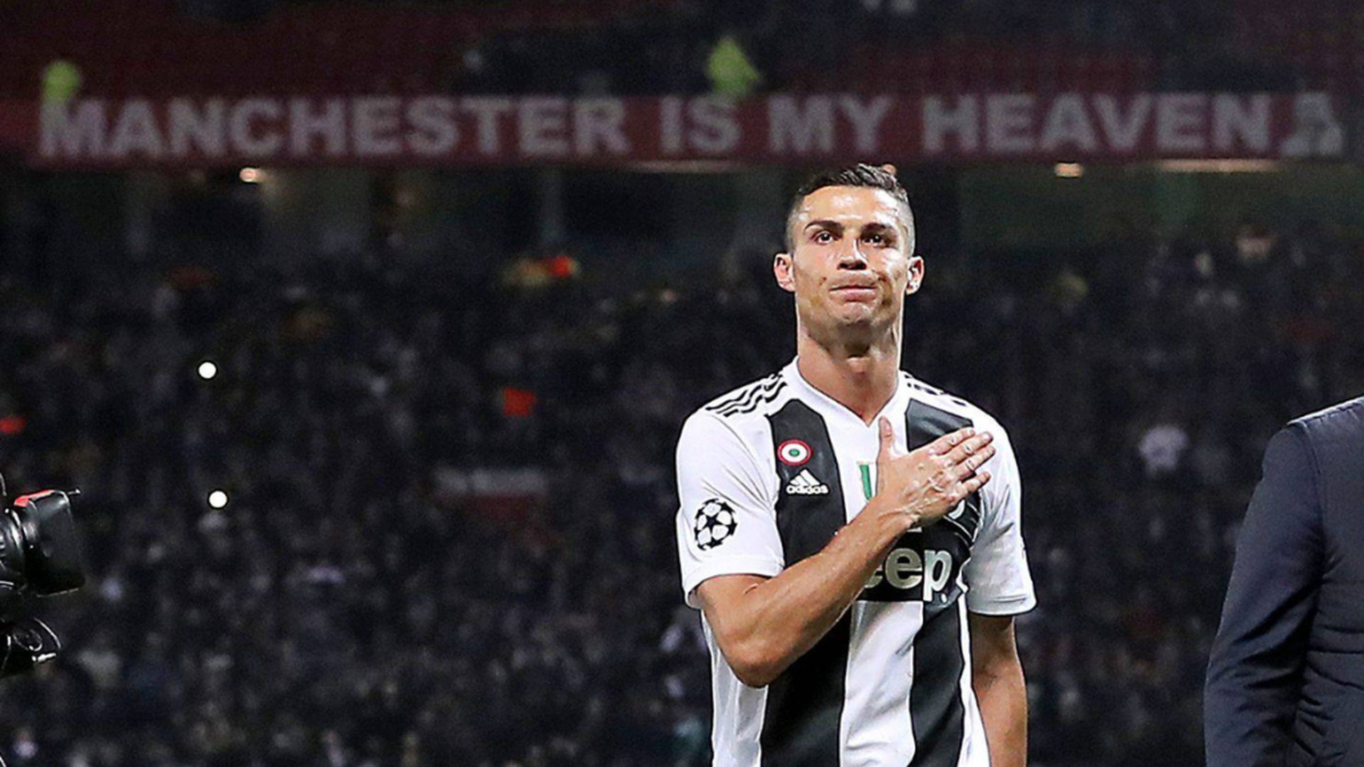 cristiano_ronaldo_en_pie_de_guerra_con_la_juventus_reclama_19_millones_por_atrasos_en_.jpg cristiano_ronaldo_en_pie_de_guerra_con_la_juventus_reclama_19_millones_por_atrasos_en_.jpg