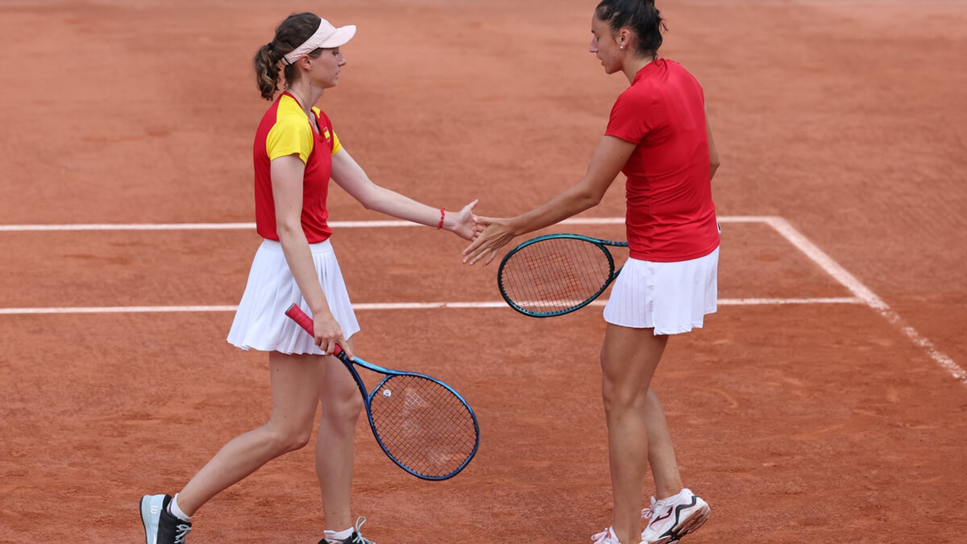 cristina_bucsa_y_sara_sorribes_001.jpg cristina_bucsa_y_sara_sorribes_001.jpg