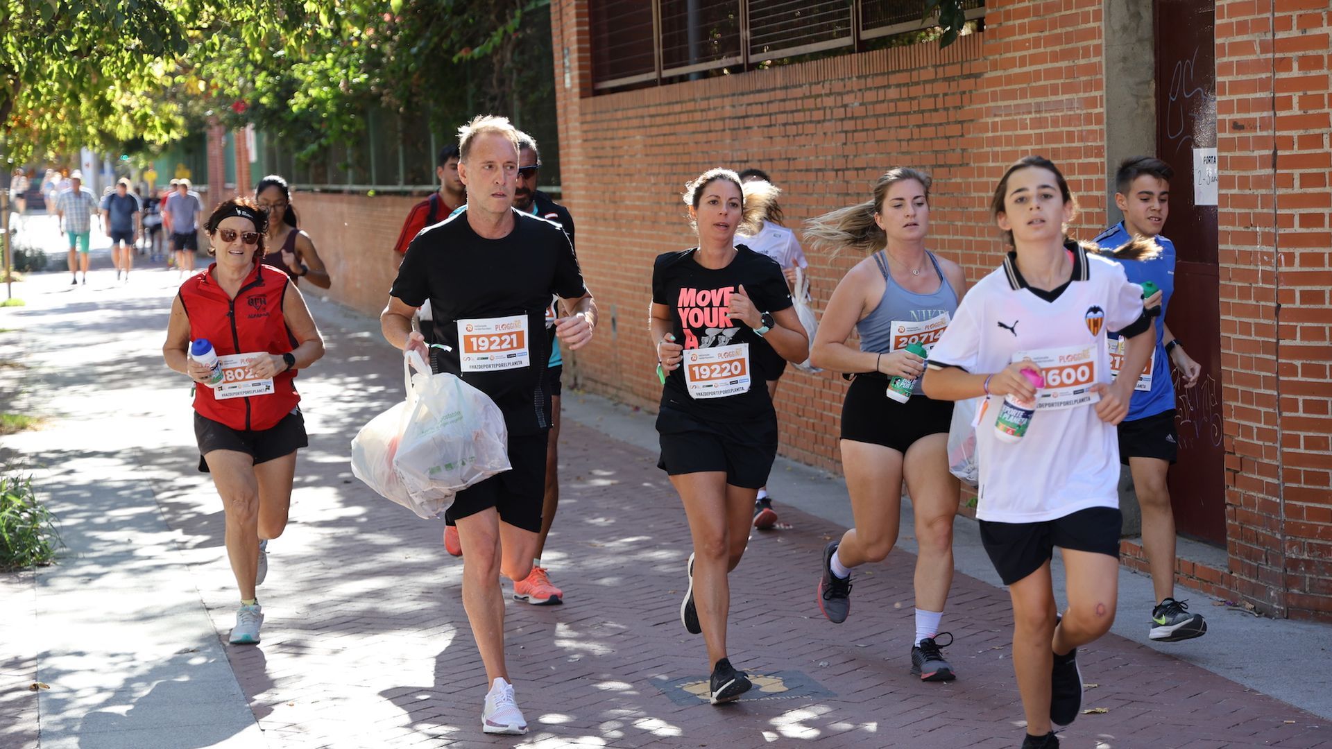 cuarta_edicion_de____haz_deporte_por_el_planeta_001.JPG cuarta_edicion_de____haz_deporte_por_el_planeta_001.JPG