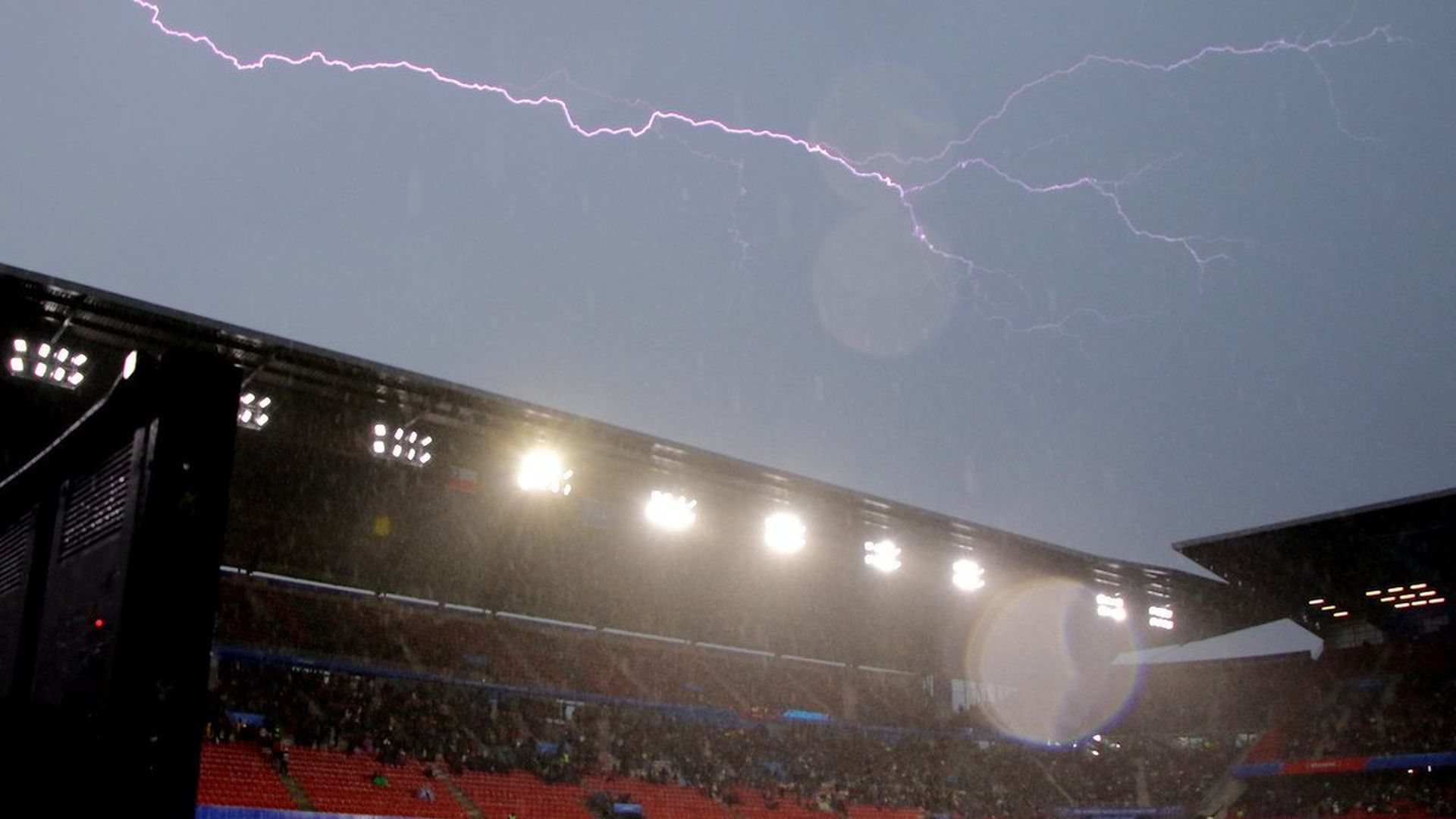 D8zIl3CW4AAV0G1.jpg D8zIl3CW4AAV0G1.jpg