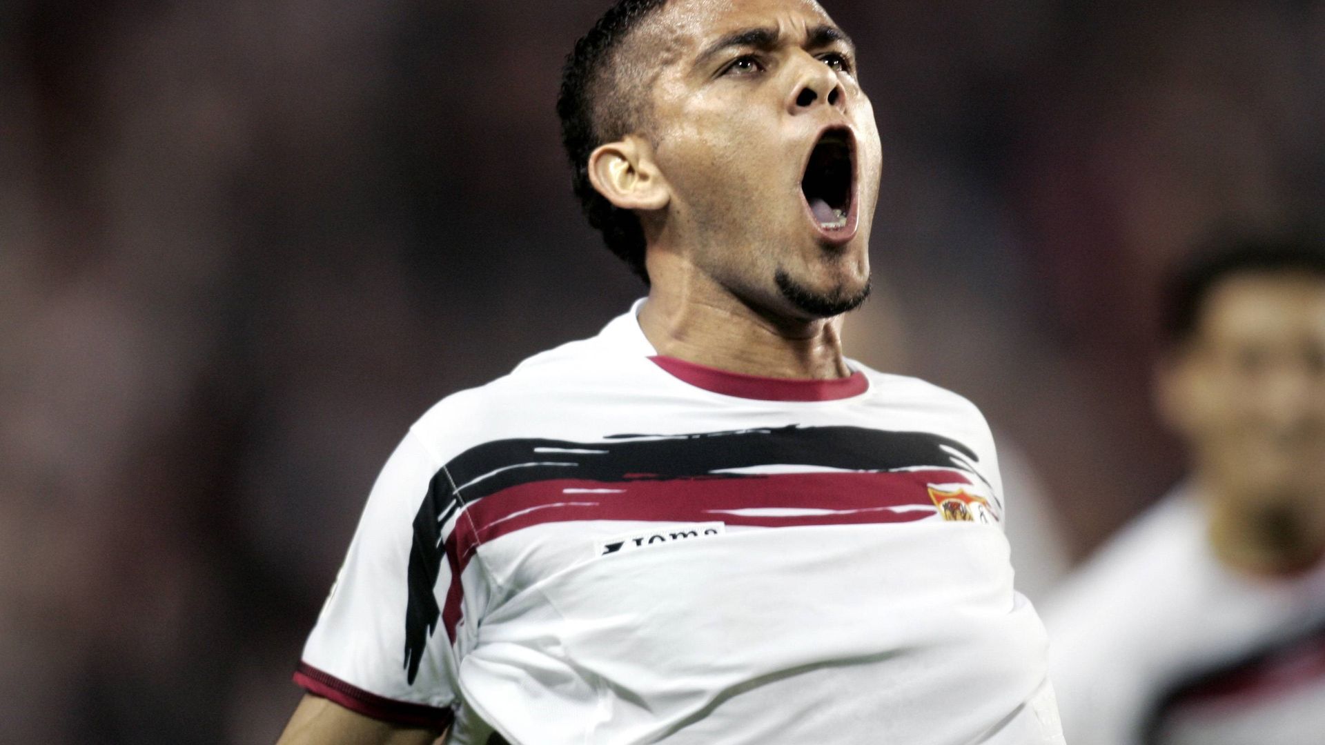 dani_alves_en_un_partido_con_el_sevilla_foto_cordon_press.jpg dani_alves_en_un_partido_con_el_sevilla_foto_cordon_press.jpg