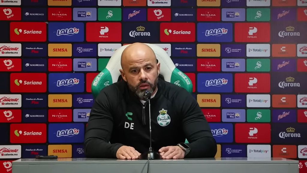 El presidente de Santos Laguna descarta el fichaje de Djuka