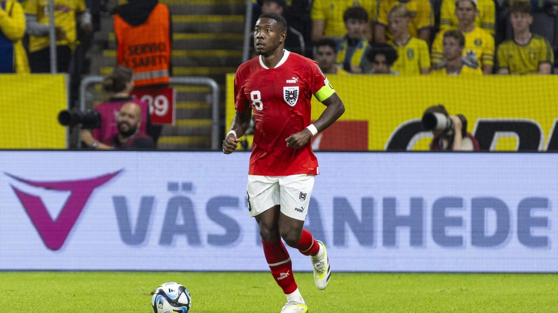 david_alaba_en_un_partido_con_austria.jpg