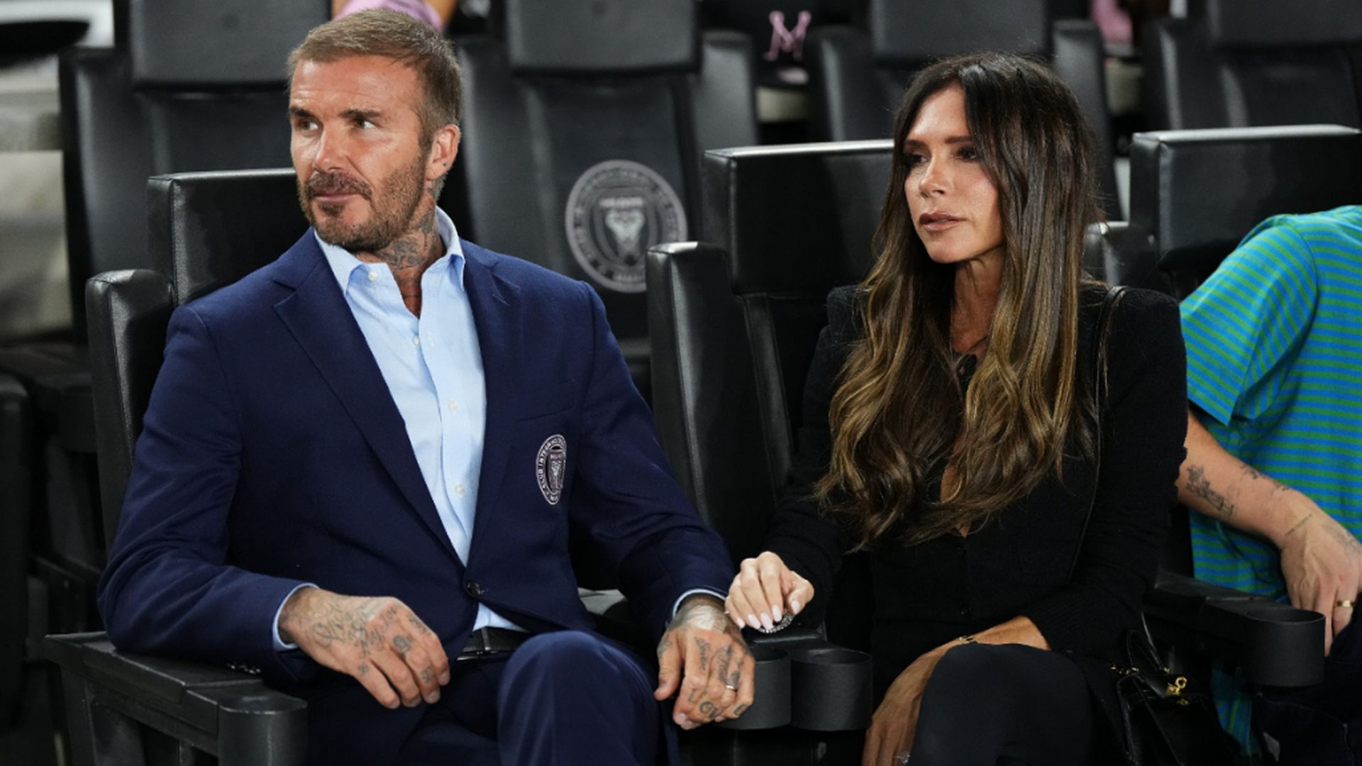 david_beckham_junto_a_su_mujervictoria_beckham_en_un_encuentro_del_inter_de_miami_cord.jpg