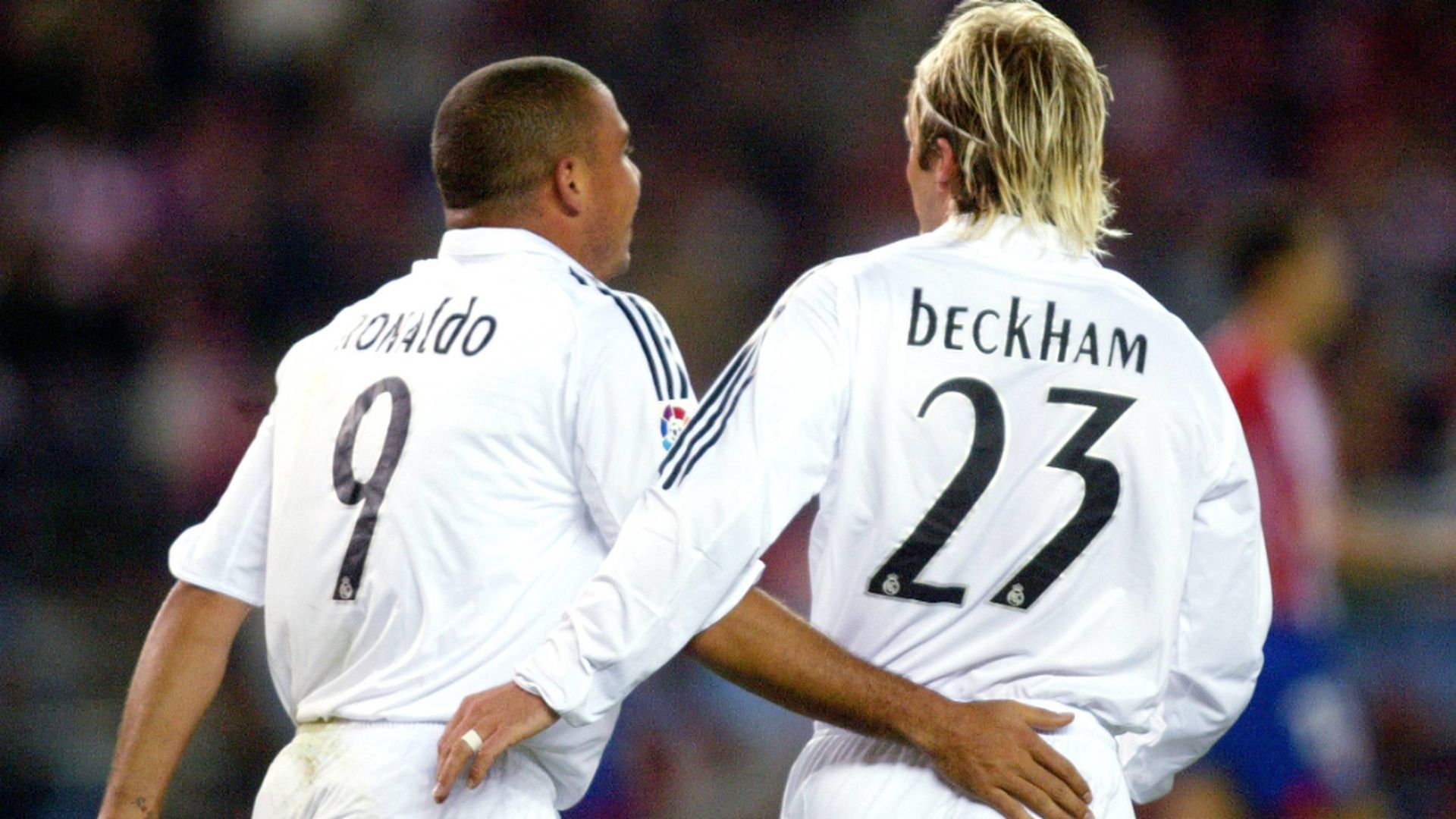 david_beckham_y_ronaldo_nazario_en_su_etapa_como_jugadores_del_real_madrid_cordon_pres_001.jpg