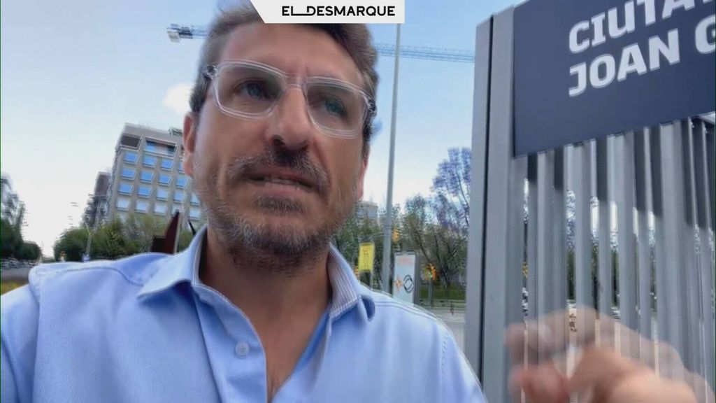 Xavi Hernández muestra su apoyo a Joan Laporta con un gesto que no gustó a la afición