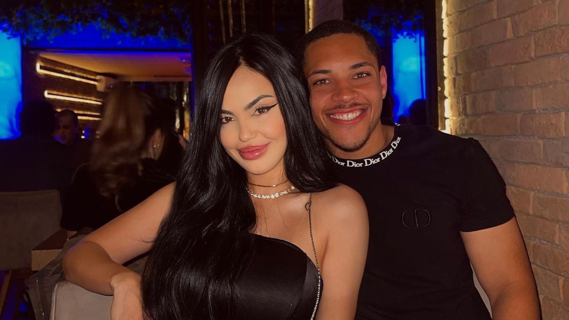 dayana_lins_y_vitor_roque_001.JPG dayana_lins_y_vitor_roque_001.JPG