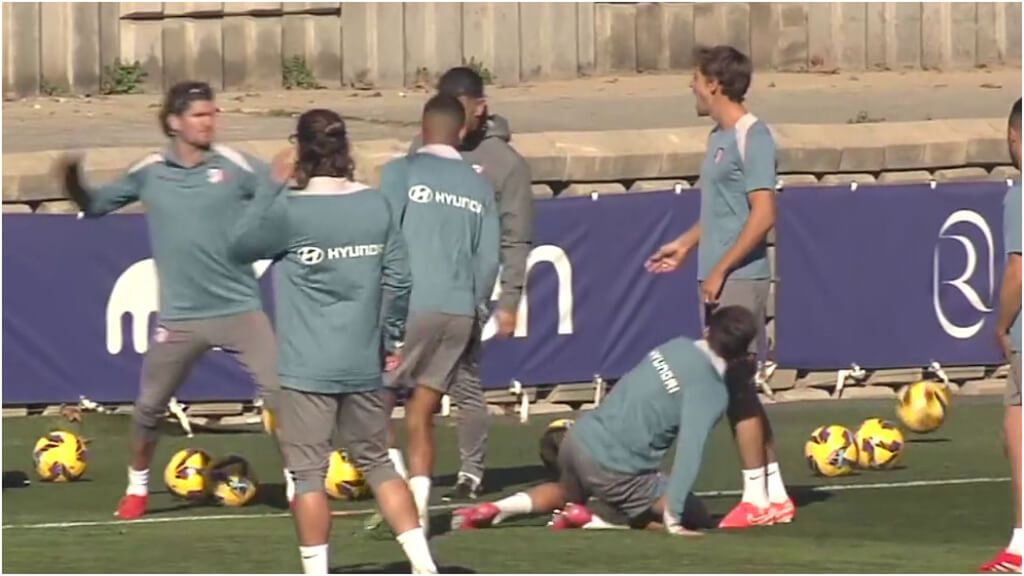 Giuliano Simeone 'desquicia' a Rodrigo de Paul en el entrenamiento: tiró un guante tras cortarle un pase