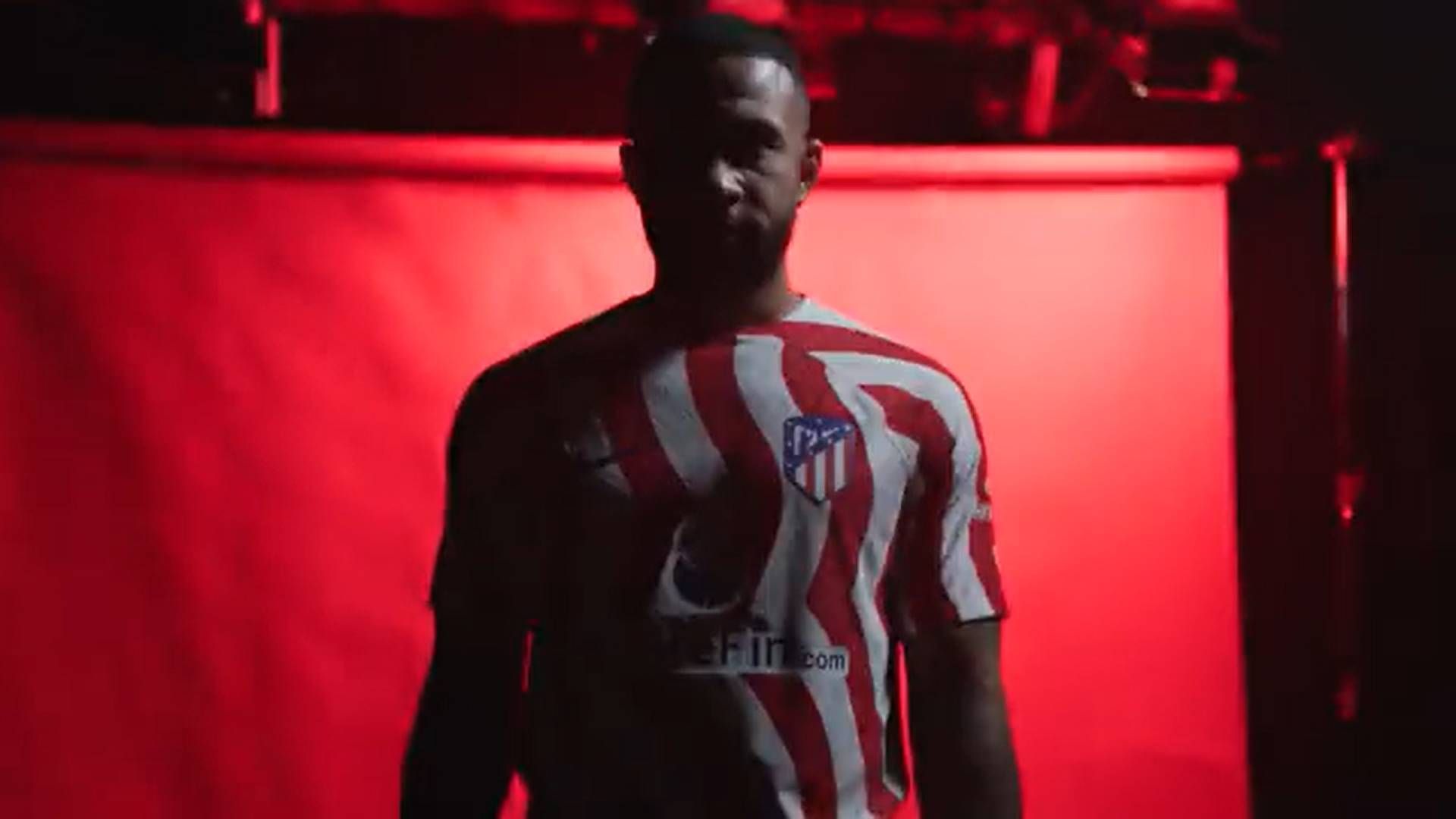 depay_nuevo_jugador_del_atletico_001.jpg