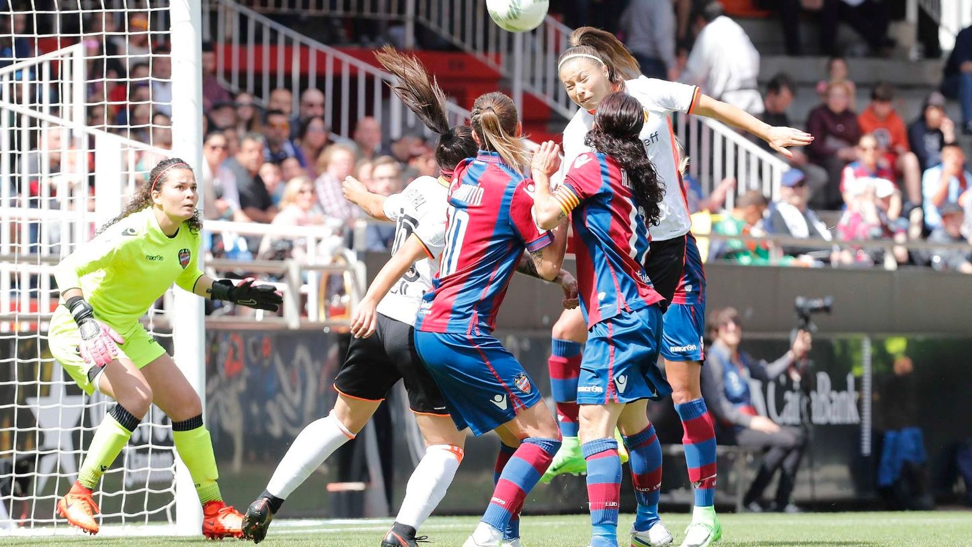 derbi_femenino_en_mestalla_004.png derbi_femenino_en_mestalla_004.png