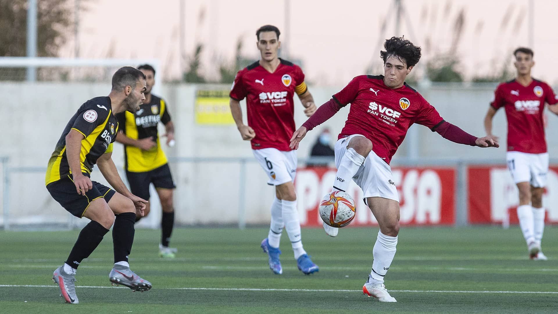 derrota_del_vcf_mestalla_ante_el_cd_roda_1_0.jpeg