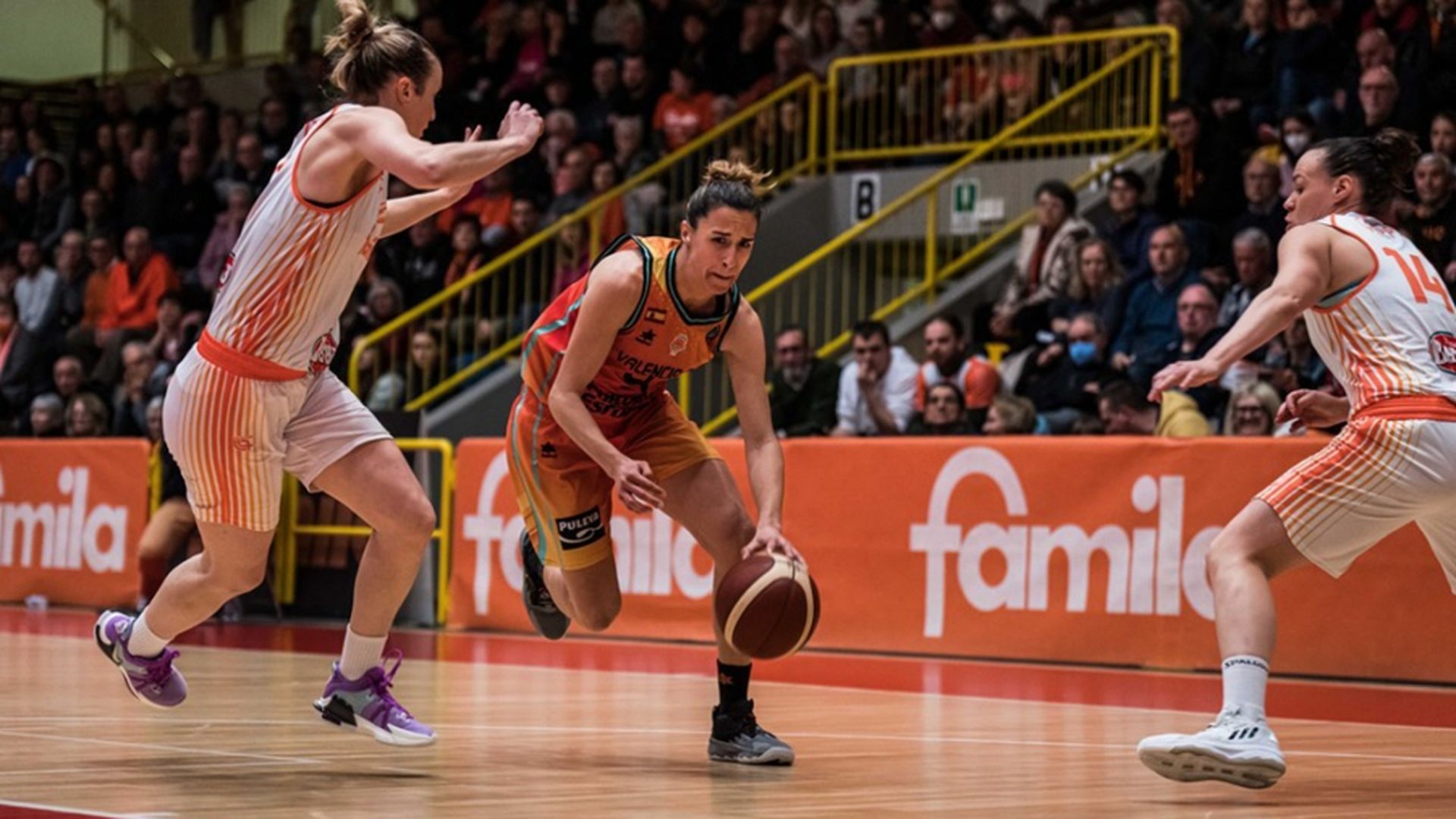 derrota_en_schio_y_valencia_basket_se_encomienda_a_la_fonteta_75_63.jpg