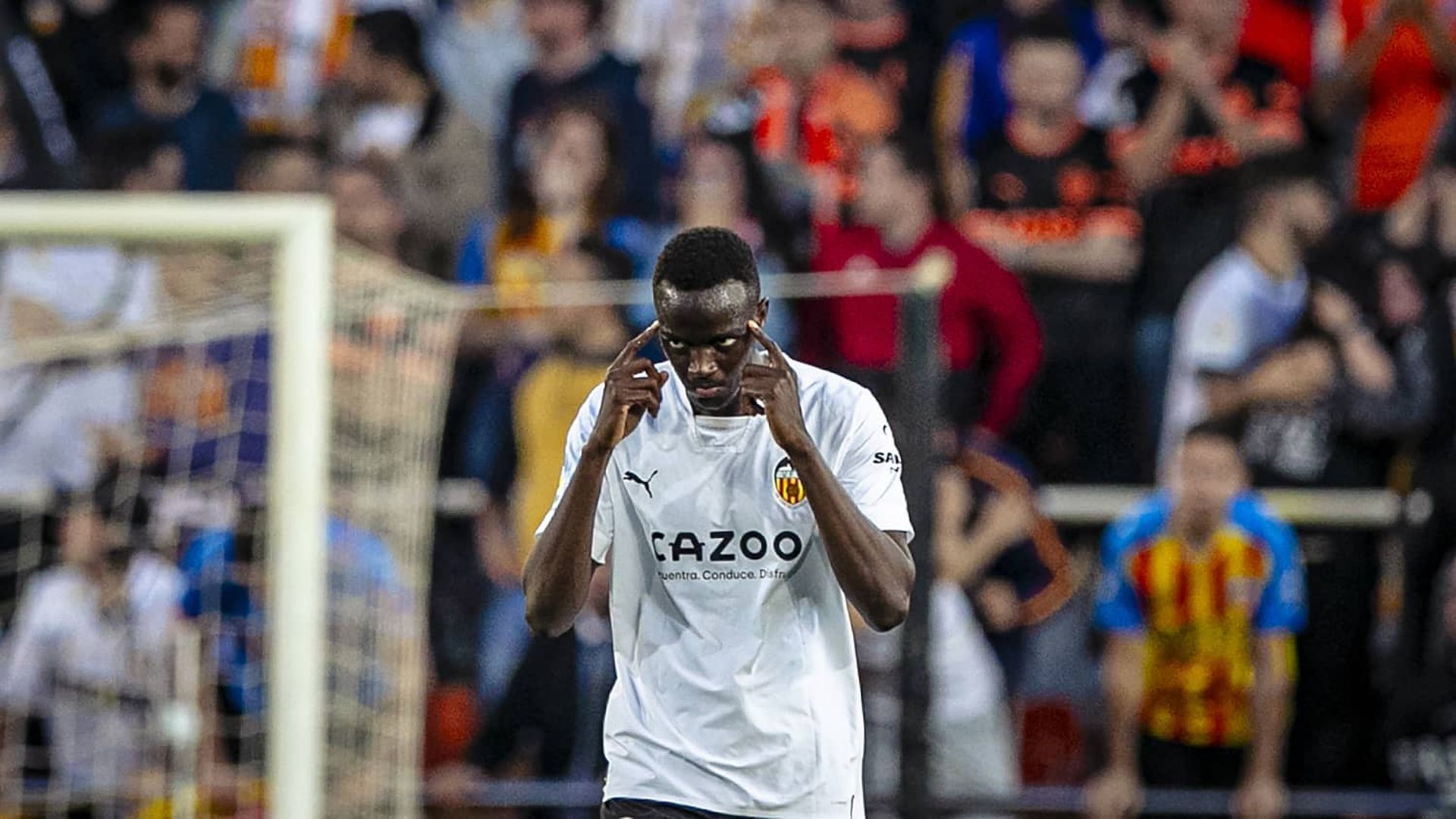 diakhaby_concentrado_tras_marcar_el_gol_foto_vcf.jpeg diakhaby_concentrado_tras_marcar_el_gol_foto_vcf.jpeg