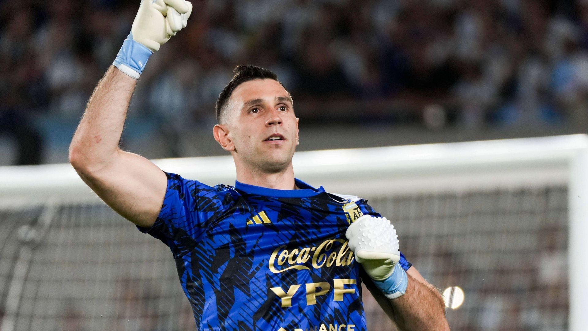 dibu_martinez.jpg dibu_martinez.jpg