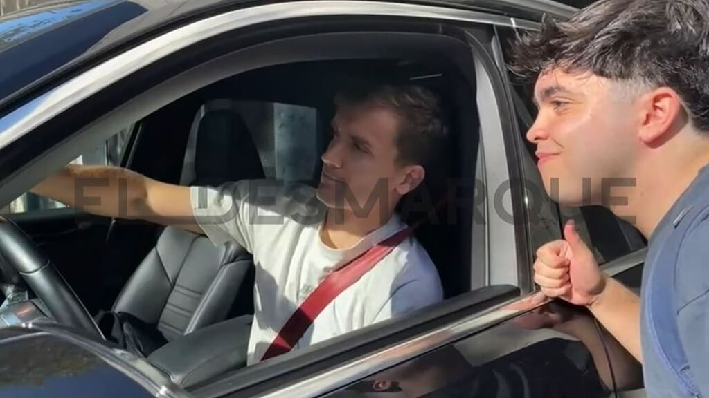 Diego Llorente y Johnny Cardoso, a la salida de la Ciudad Deportiva Luis del Sol