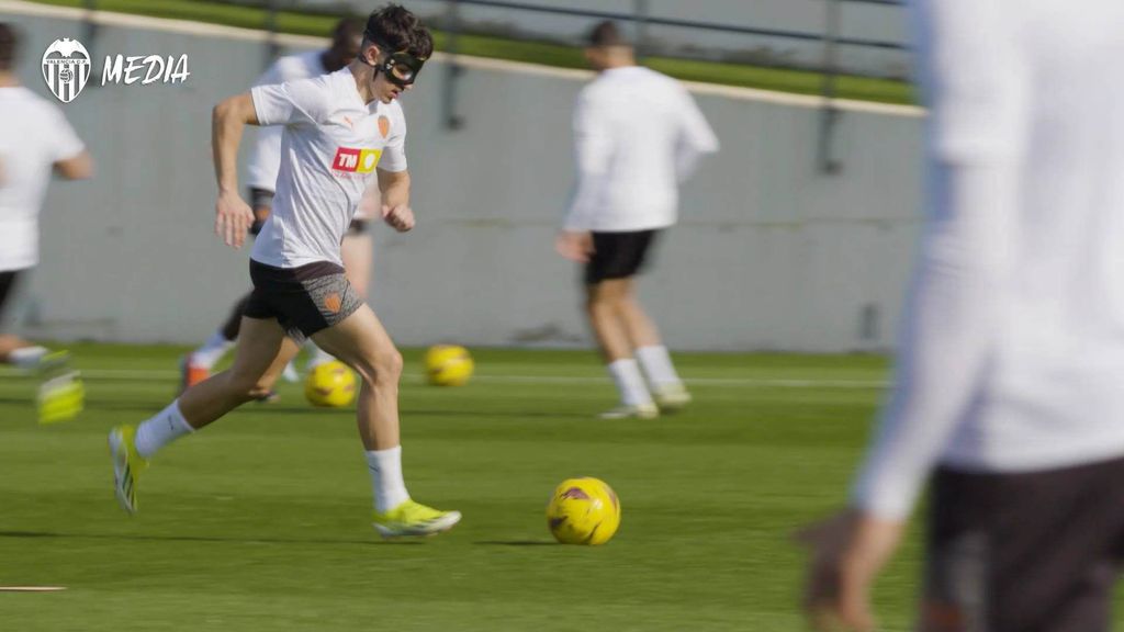 Diego López completa el entrenamiento