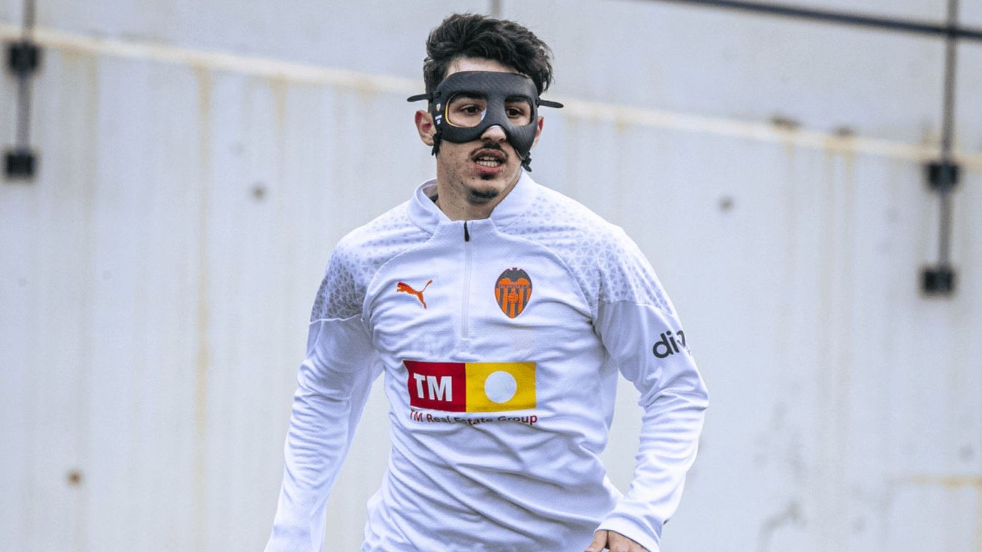 diego_lopez_en_el_entrenamiento_de_este_martes_foto_valencia_cf.png