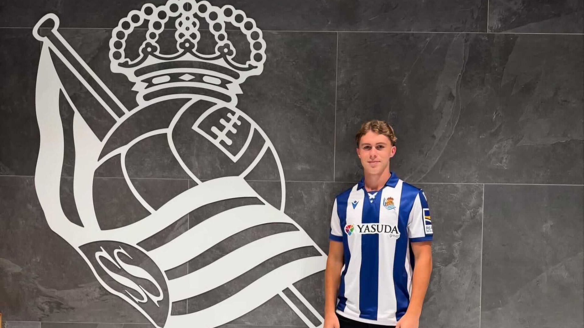 dion_mehmeti_jugara_en_las_categorias_inferiores_de_la_real_sociedad.jpeg dion_mehmeti_jugara_en_las_categorias_inferiores_de_la_real_sociedad.jpeg
