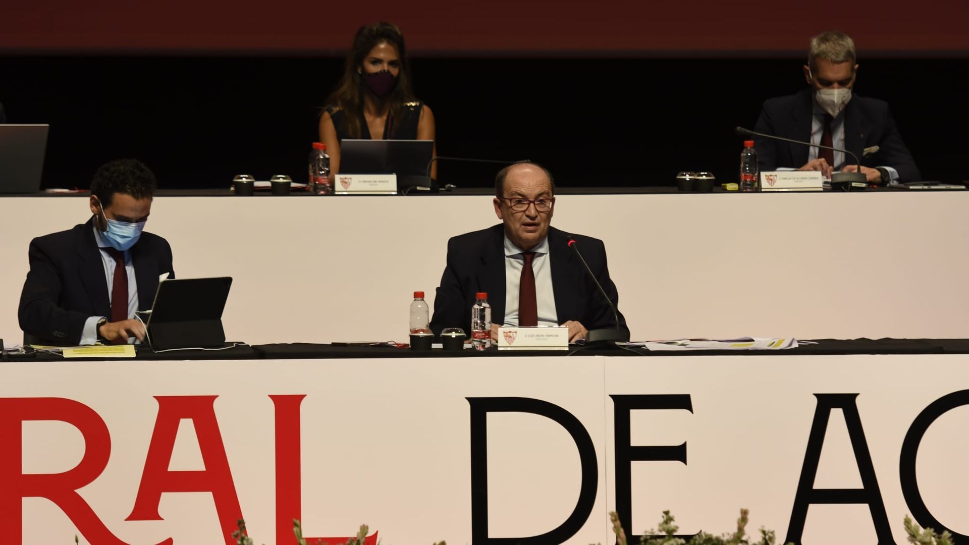 discurso_completo_de_jose_castro_en_la_junta_de_accionistas_2021_001.jpeg
