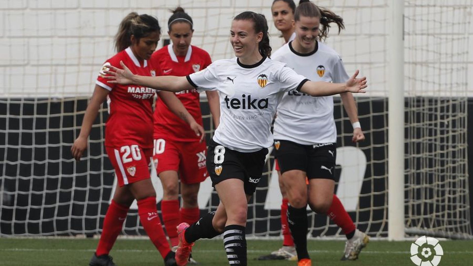 dolorosa_derrota_del_femenino_en_casa_ante_el_sevilla_foto_laliga_004.jpeg