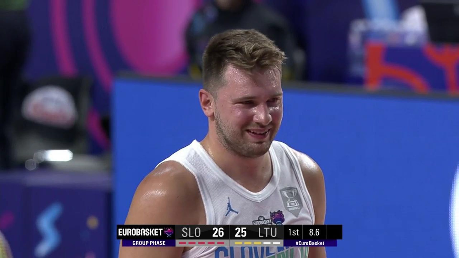 doncic_falla_un_tiro_libre_y_sabonis_que_pasaba_por_alli_le_vacila_pique_en_la_cumbre_.jpg doncic_falla_un_tiro_libre_y_sabonis_que_pasaba_por_alli_le_vacila_pique_en_la_cumbre_.jpg