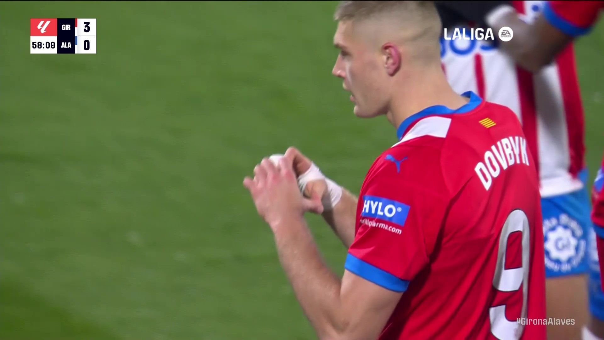 dovbyk_celebra_uno_de_sus_goles.jpg