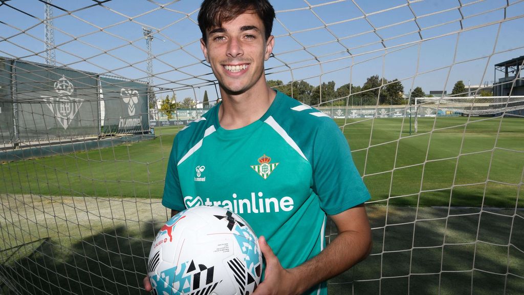 Valentín Gómez conoció a Messi en la selección