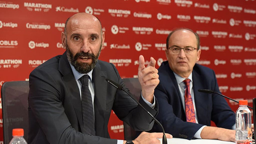 Monchi sobre las ganas de Chicharito