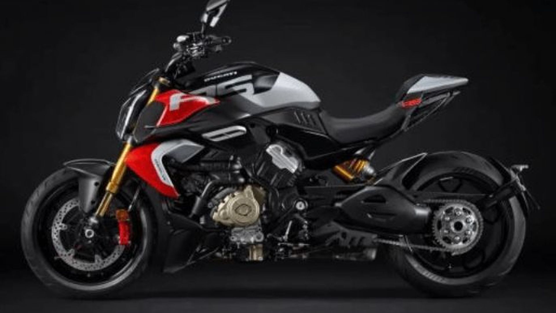 ducati_diavel_v4_001.png