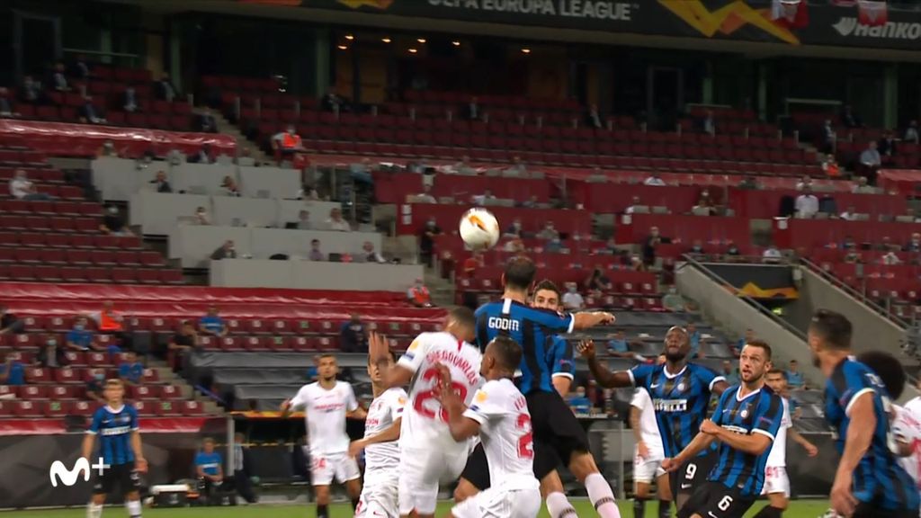 Sevilla 2-2 Inter: Gol de Godín