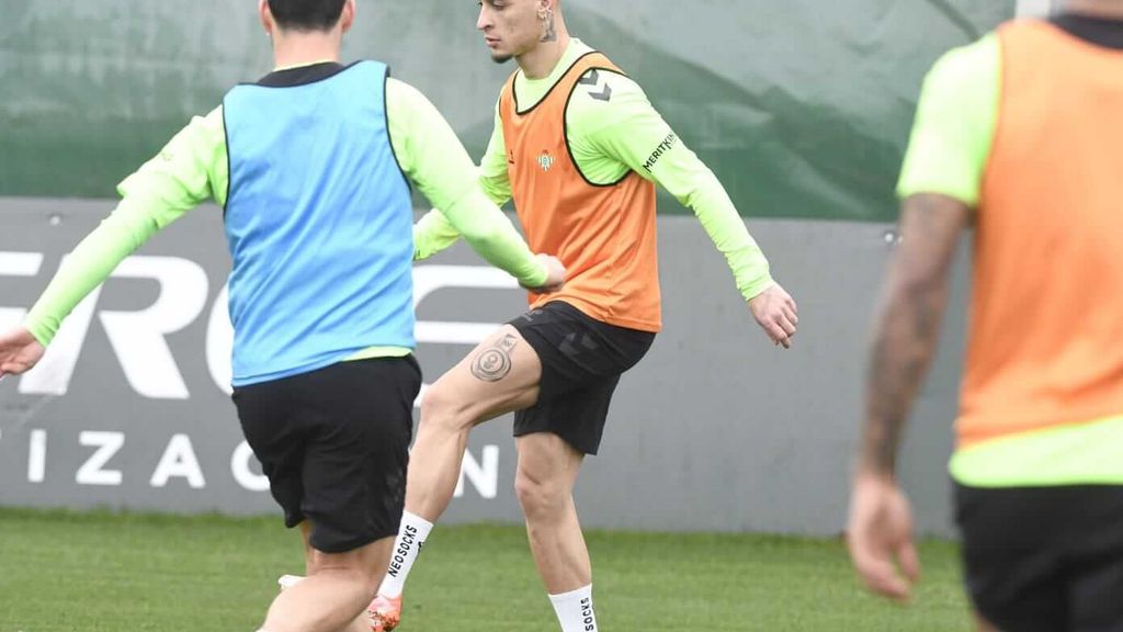 Lo Celso y Antony suman un nuevo entrenamiento con el Betis