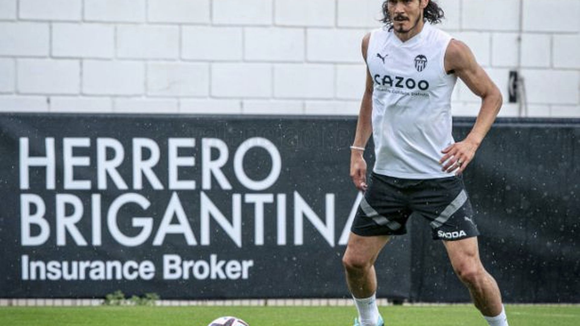 edinson_cavani_foto_valencia_cf.png