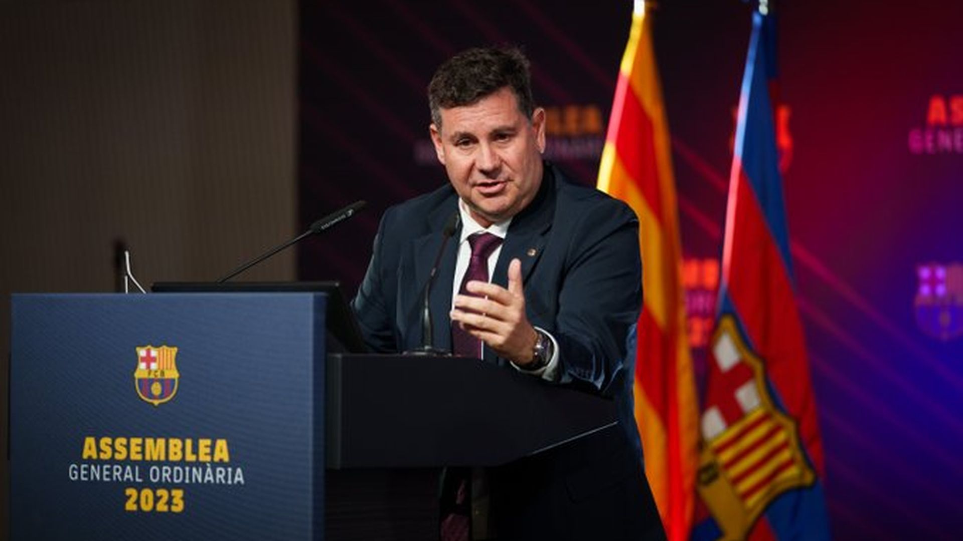 eduard_romeu_vicepresidente_economico_del_barcelona_durante_la_asamblea_de_socios_2023.jpg eduard_romeu_vicepresidente_economico_del_barcelona_durante_la_asamblea_de_socios_2023.jpg