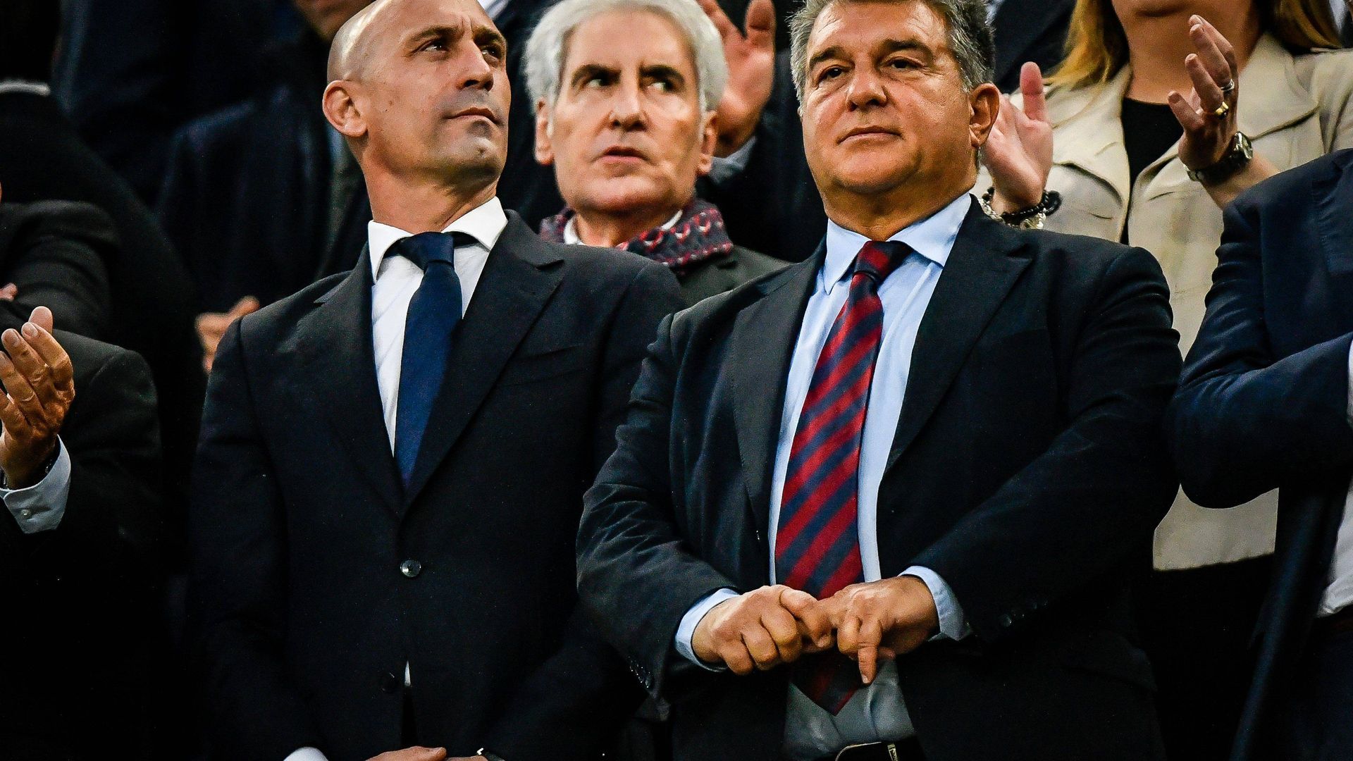 el_barcelona_cerca_de_hacer_historia_en_el_deporte_laporta_ya_roza_las_seis_ligas_en_t.jpg el_barcelona_cerca_de_hacer_historia_en_el_deporte_laporta_ya_roza_las_seis_ligas_en_t.jpg