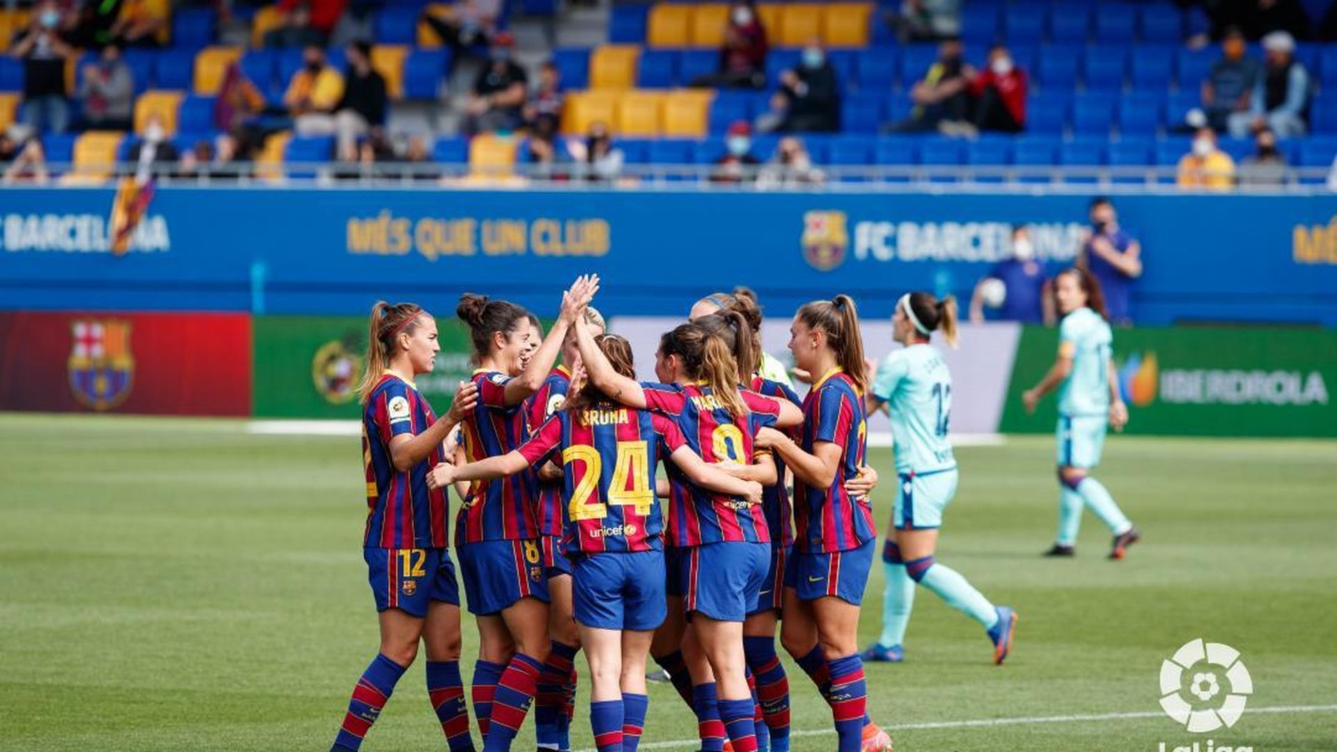 el_barcelona_femenino_golea_al_levante_foto_laliga_001.jpg