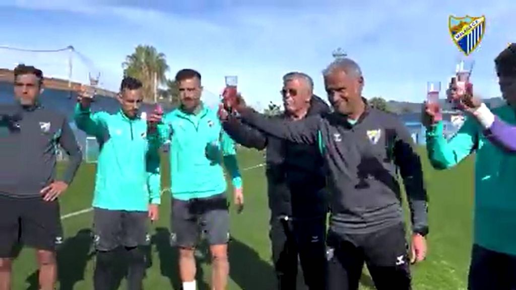 El brindis de la plantilla Malaguista