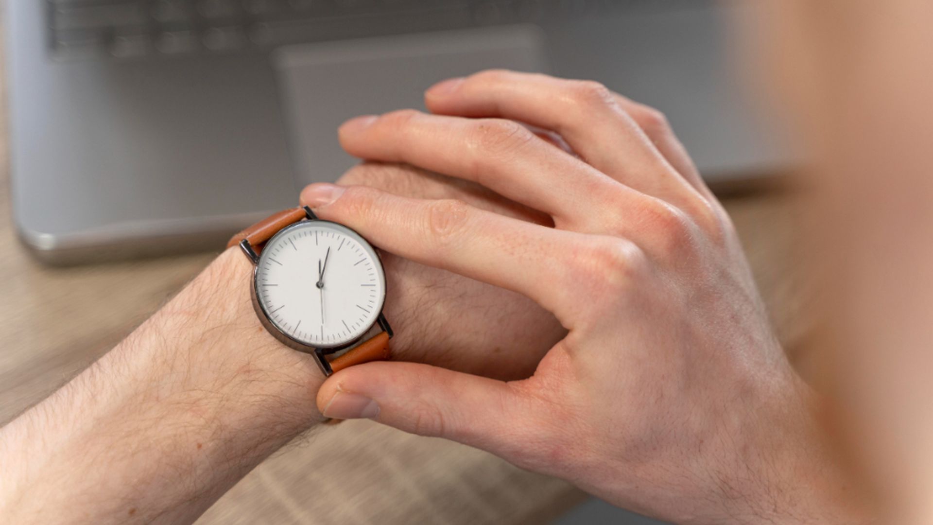 el_cambio_de_hora_afecta_a_nuestro_humor_atencion_y_concentracion.jpg el_cambio_de_hora_afecta_a_nuestro_humor_atencion_y_concentracion.jpg