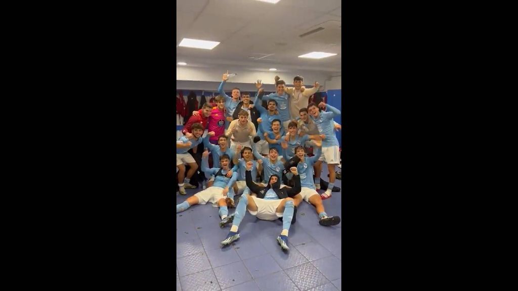 El Celta Fortuna celebra su victoria en Las Gaunas