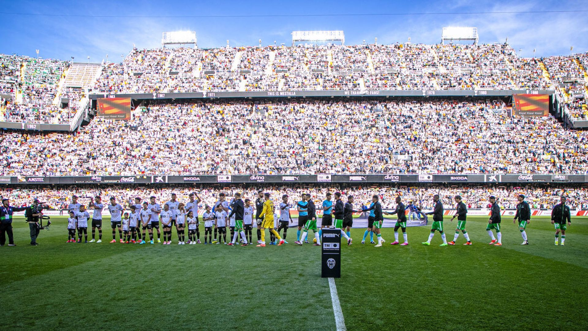 el_equipo_en_mestalla_contra_el_betis_foto_valencia_cf.jpg