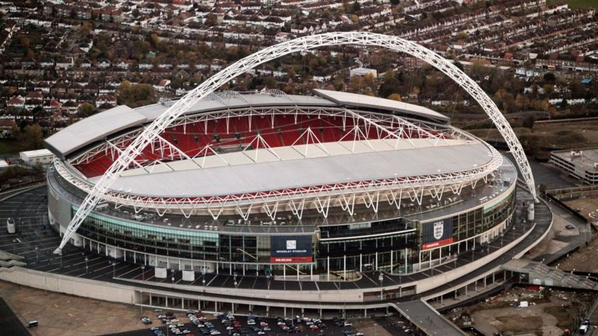 el_exterior_de_wembley__001.jpg