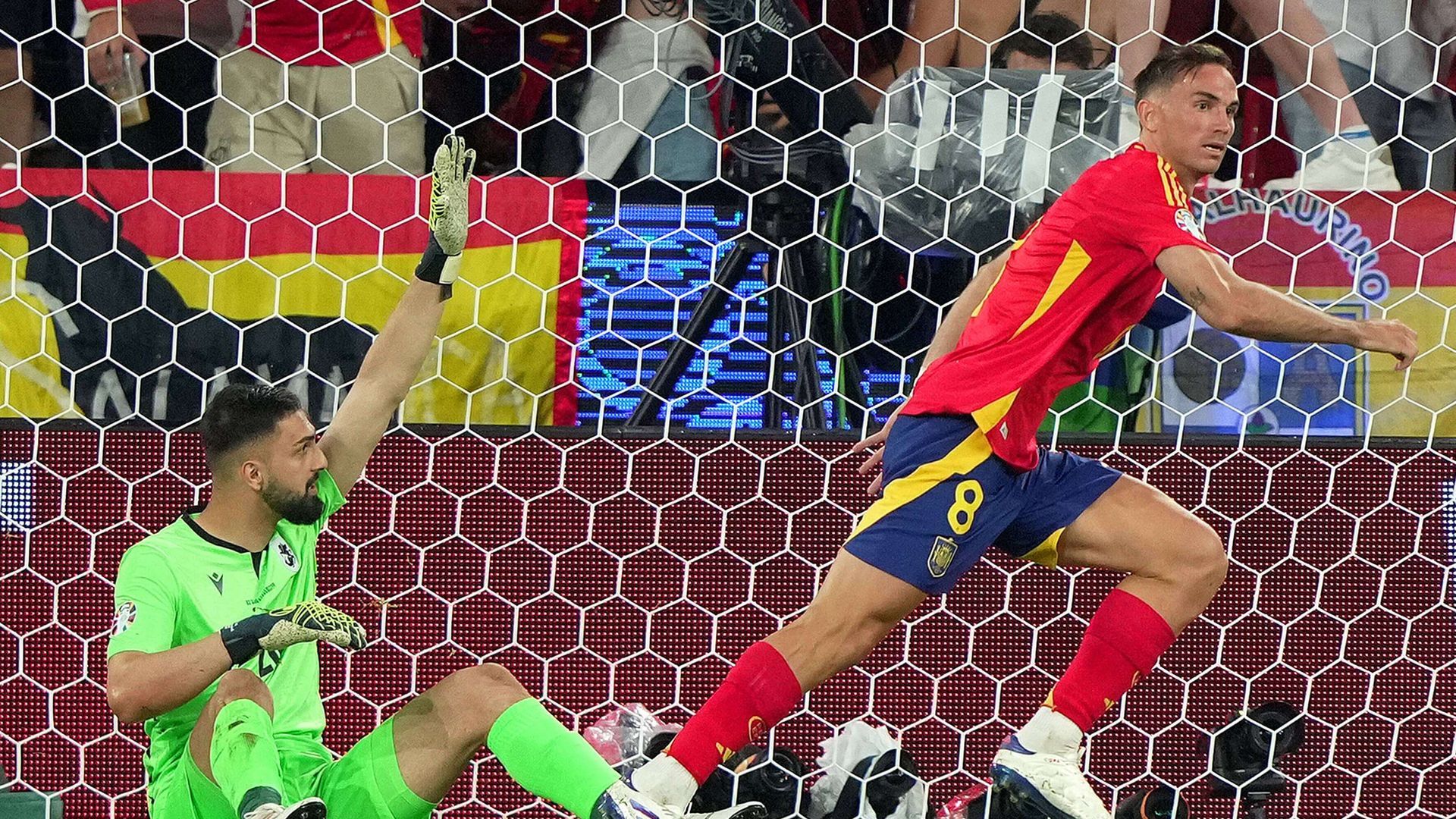 el_gol_de_fabian_ruiz_a_giorgi_mamardashvili_foto_uefa.jpg el_gol_de_fabian_ruiz_a_giorgi_mamardashvili_foto_uefa.jpg