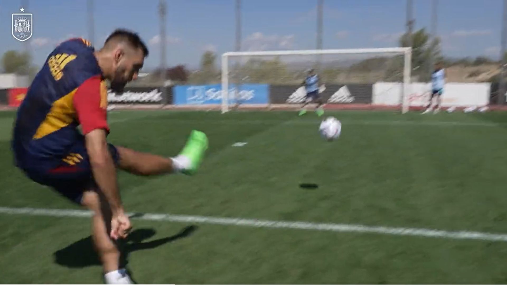 el_golazo_de_borja_iglesias_en_el_entrenamiento.jpg el_golazo_de_borja_iglesias_en_el_entrenamiento.jpg