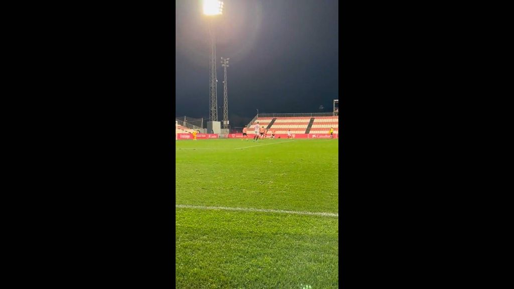 El golazo de Carlos Álvarez