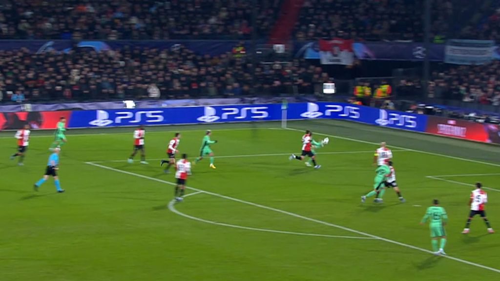 El golazo de Mario Hermoso en el Feyenoord - Atleti