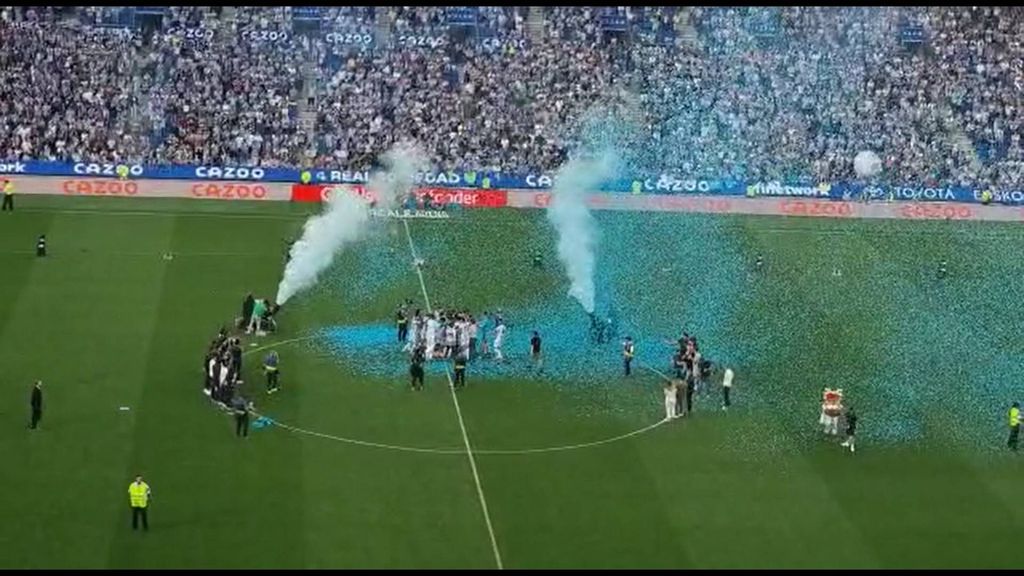 El himno de la Champions ya suena en el Reale y se desata la locura