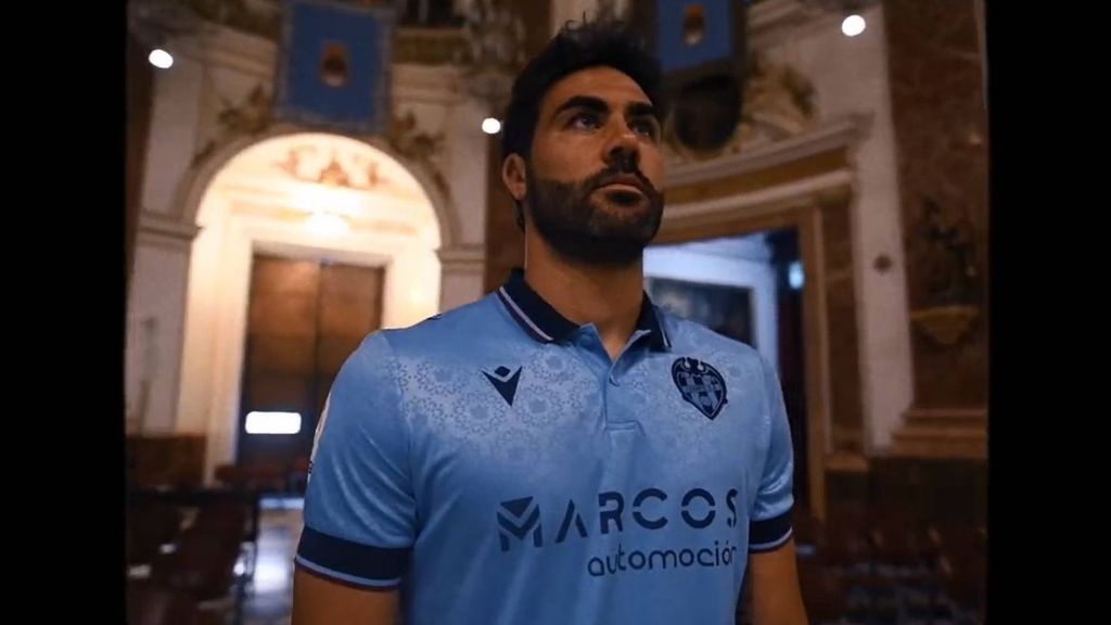 El Levante hace una camiseta inspirada en la Geperudeta