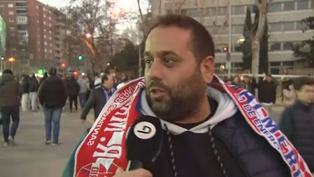 El madridismo tampoco termina contento con el arbitraje contra el Almería: “Si va tres veces al VAR se lo tiene que hacer mirar”